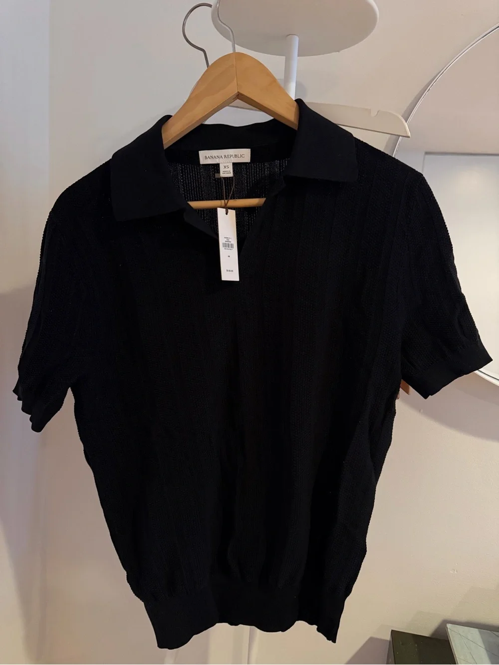 Banana Republic Men’s Black Short-Sleeve Knit Polo Shirt